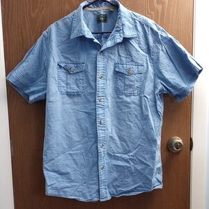 G.H. Bass & Co. Light Blue Casual Button Down Shirt